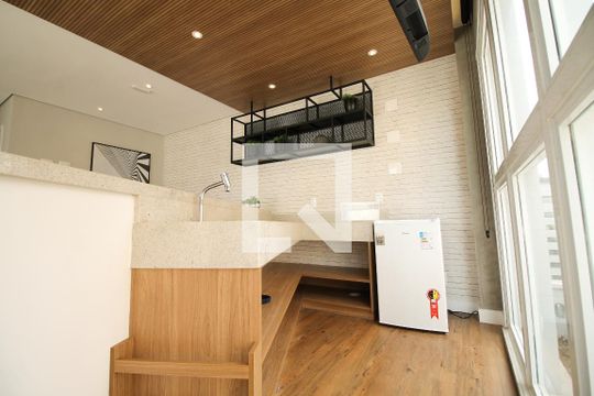 Área comum de kitnet/studio para alugar com 1 quarto, 28m² em Bela Vista, São Paulo