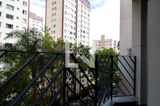 Varanda dos Quartos 1 e 2 de apartamento à venda com 3 quartos, 115m² em Jardim Oriental, São Paulo