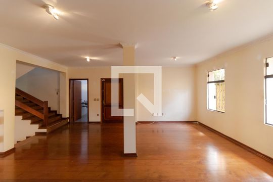 Salas de casa à venda com 4 quartos, 465m² em Jardim Guarani, Campinas