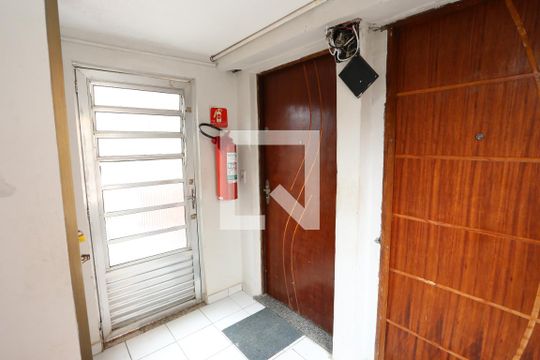 Hall de Entrada de apartamento à venda com 2 quartos, 42m² em Artur Alvim, São Paulo