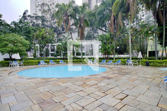 Área comum - Piscina de apartamento para alugar com 3 quartos, 110m² em Vila Andrade, São Paulo