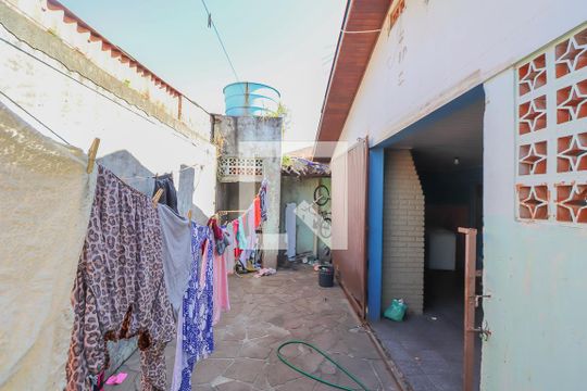 Área externa de casa à venda com 4 quartos, 130m² em Campina, São Leopoldo
