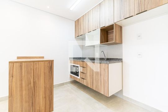 Cozinha de apartamento para alugar com 1 quarto, 29m² em Vila Santa Catarina, São Paulo