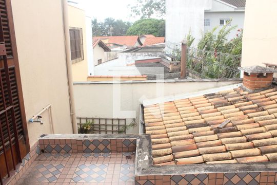 Varanda de casa para alugar com 4 quartos, 200m² em Jardim Santa Helena, São Paulo