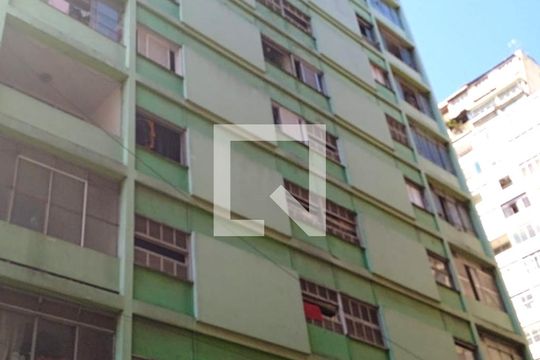 Fachada de kitnet/studio à venda com 1 quarto, 38m² em Santa Efigênia, São Paulo