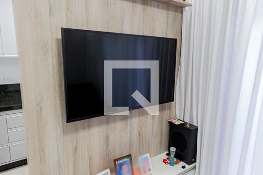 Painel de apartamento à venda com 3 quartos, 70m² em Vila Curuçá, Santo André