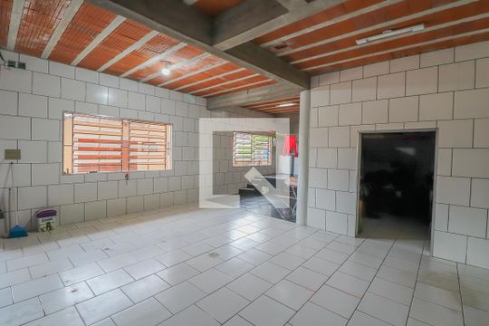 Garagem de casa à venda com 2 quartos, 93m² em Feitoria, São Leopoldo