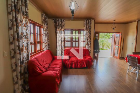 Casa à venda com 2 quartos, 93m² em Feitoria, São Leopoldo