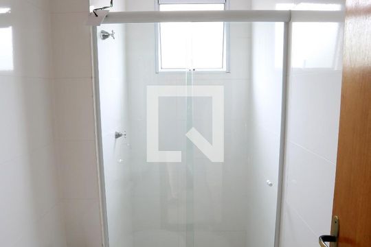 Banheiro de kitnet/studio à venda com 2 quartos, 39m² em Vila Libanesa, São Paulo