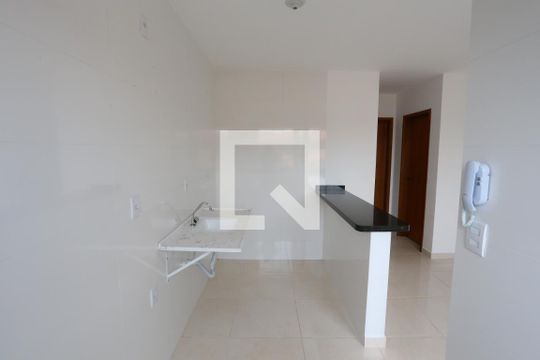 Cozinha de kitnet/studio à venda com 2 quartos, 39m² em Vila Libanesa, São Paulo