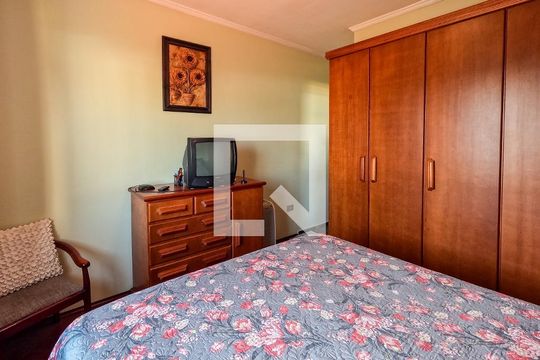 Quarto 1 de casa à venda com 4 quartos, 400m² em Vila União(zona Norte), São Paulo
