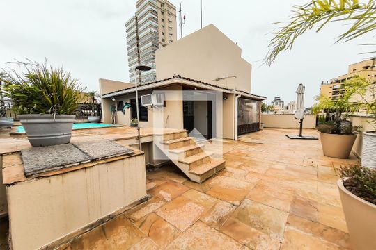 Quintal da Cobertura de apartamento para alugar com 5 quartos, 171m² em Balneario Guarujá, Guarujá