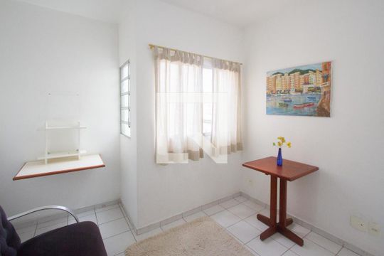 Sala de apartamento para alugar com 1 quarto, 40m² em Jardim Casablanca, São Paulo