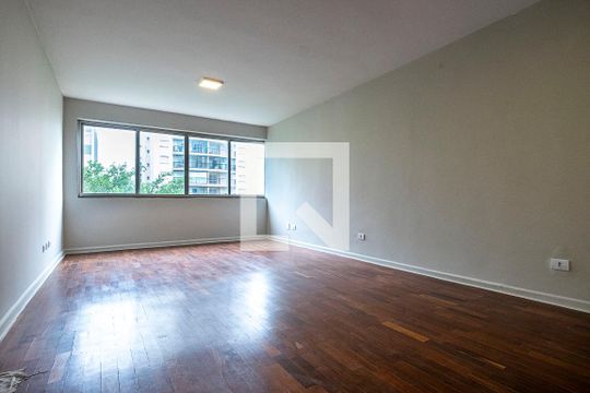 Sala de apartamento para alugar com 3 quartos, 140m² em Cerqueira César, São Paulo