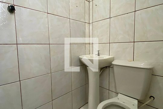 Banheiro da Suíte de casa à venda com 2 quartos, 175m² em Vicentina, São Leopoldo