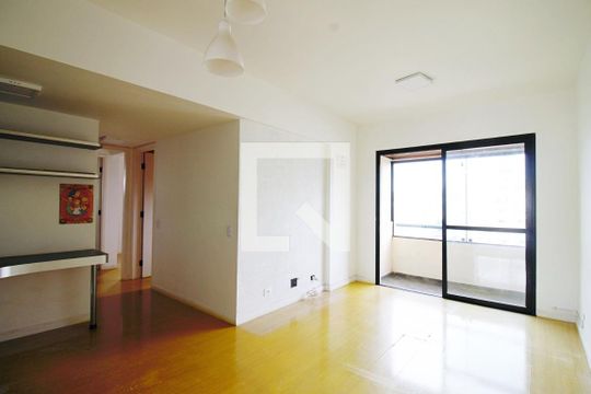 Sala de apartamento à venda com 2 quartos, 64m² em Super Quadra Morumbi, São Paulo
