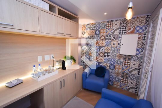 Sala 2 de casa à venda com 3 quartos, 140m² em Vila Nivi, São Paulo