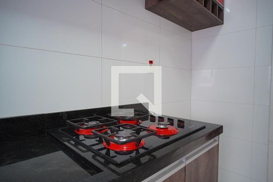 Cozinha de apartamento à venda com 1 quarto, 47m² em São João, Porto Alegre