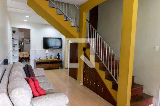 Casa à venda com 3 quartos, 154m² em Irajá, Rio de Janeiro