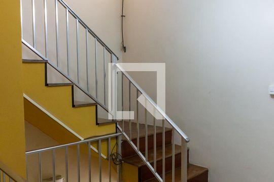 Escada de casa à venda com 3 quartos, 154m² em Irajá, Rio de Janeiro