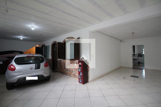 Garagem de casa à venda com 3 quartos, 316m² em Etelvina Carneiro, Belo Horizonte