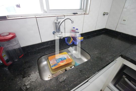 Cozinha de casa à venda com 3 quartos, 316m² em Etelvina Carneiro, Belo Horizonte