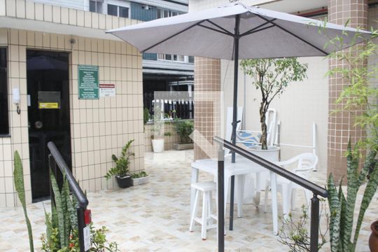 Área comum de kitnet/studio para alugar com 1 quarto, 25m² em Itararé, São Vicente