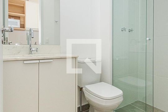 Banheiro de apartamento para alugar com 1 quarto, 25m² em Consolação, São Paulo