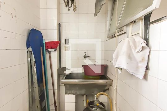 Área de Serviço de apartamento à venda com 1 quarto, 40m² em Centro, Guarujá