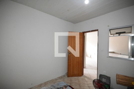 Quarto 2 de apartamento à venda com 0 quarto, 120m² em Brás de Pina, Rio de Janeiro