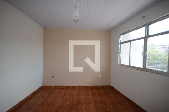 Quarto 1 de apartamento à venda com 0 quarto, 120m² em Brás de Pina, Rio de Janeiro