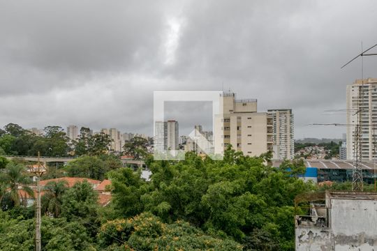 Vista de apartamento para alugar com 3 quartos, 130m² em Nova Piraju, São Paulo