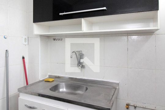 Cozinha de kitnet/studio à venda com 1 quarto, 37m² em Barra Funda, São Paulo