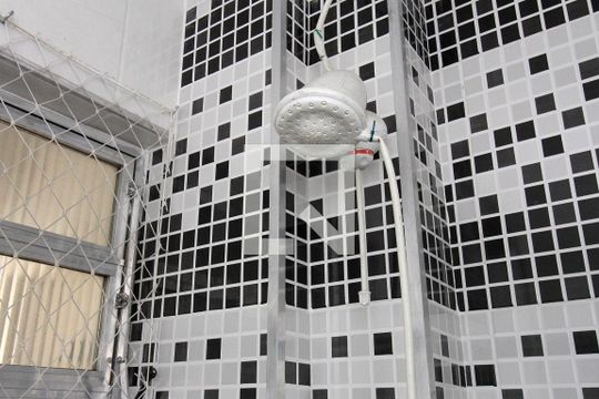 Banheiro de kitnet/studio à venda com 1 quarto, 37m² em Barra Funda, São Paulo