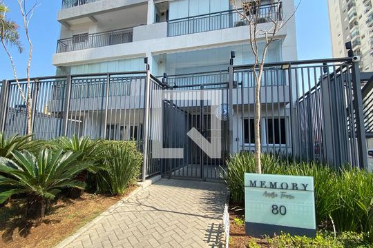 Fachada do Prédio de apartamento para alugar com 2 quartos, 38m² em Vila Invernada, São Paulo