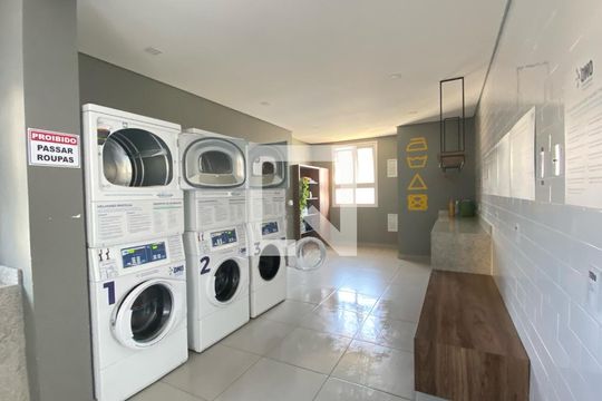 Área comum - Lavanderia  de apartamento para alugar com 2 quartos, 38m² em Vila Invernada, São Paulo