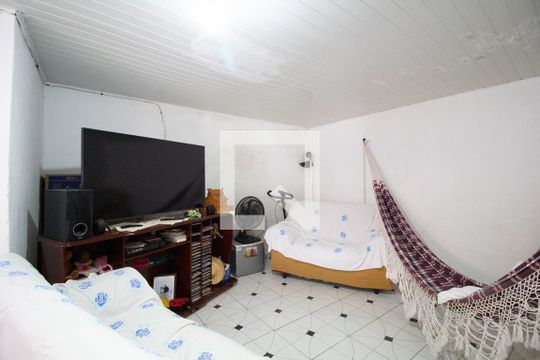 Casa à venda com 1 quarto, 209m² em Jardim Lucinda, São Paulo
