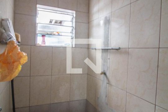 Banheiro de casa à venda com 1 quarto, 209m² em Jardim Lucinda, São Paulo