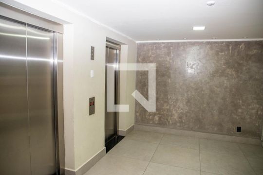 Hall social de apartamento à venda com 2 quartos, 53m² em Vila Nogueira, Diadema