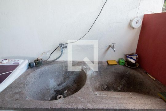 Detalhe da area de serviço de casa à venda com 3 quartos, 375m² em Brasiléia, Betim