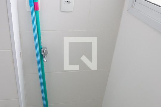 Área de Serviço de apartamento para alugar com 2 quartos, 54m² em Lapa, São Paulo