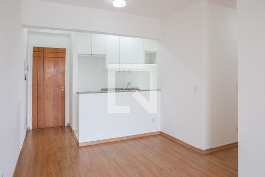 Sala de apartamento para alugar com 2 quartos, 54m² em Lapa, São Paulo