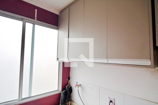 Área de Serviço de apartamento para alugar com 2 quartos, 46m² em Parque Munhoz, São Paulo