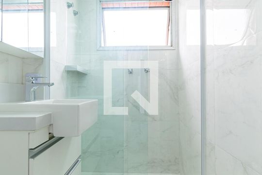 Banheiro de apartamento à venda com 2 quartos, 67m² em Vila Parque Jabaquara, São Paulo