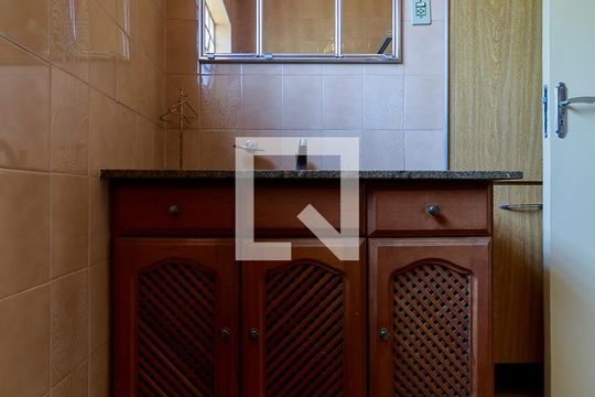 Banheiro 3 de casa para alugar com 3 quartos, 160m² em Cidade Monções, São Paulo