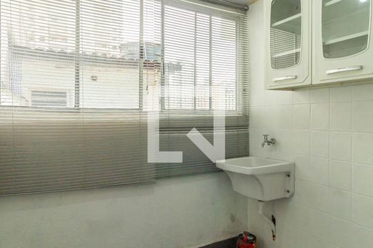 Lavanderia de casa de condomínio para alugar com 1 quarto, 33m² em Paraíso, São Paulo