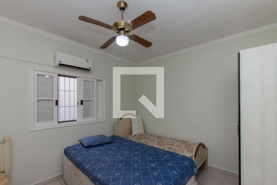Quarto 2 de casa para alugar com 4 quartos, 180m² em Balneário Cidade Atlântica, Guarujá