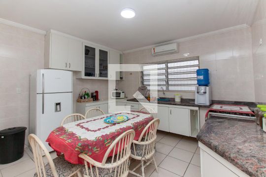 Cozinha de casa para alugar com 4 quartos, 180m² em Balneário Cidade Atlântica, Guarujá