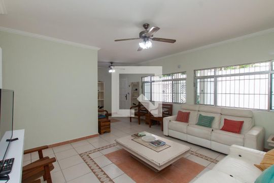 Casa para alugar com 4 quartos, 180m² em Balneário Cidade Atlântica, Guarujá