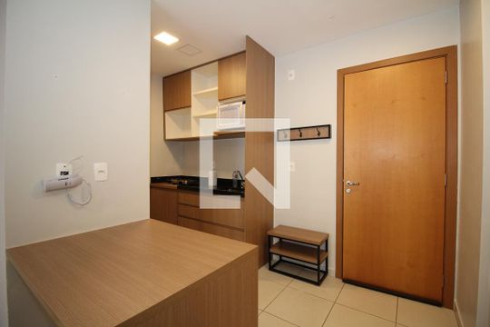 Cozinha de apartamento à venda com 1 quarto, 48m² em Taguatinga Sul (taguatinga), Brasília